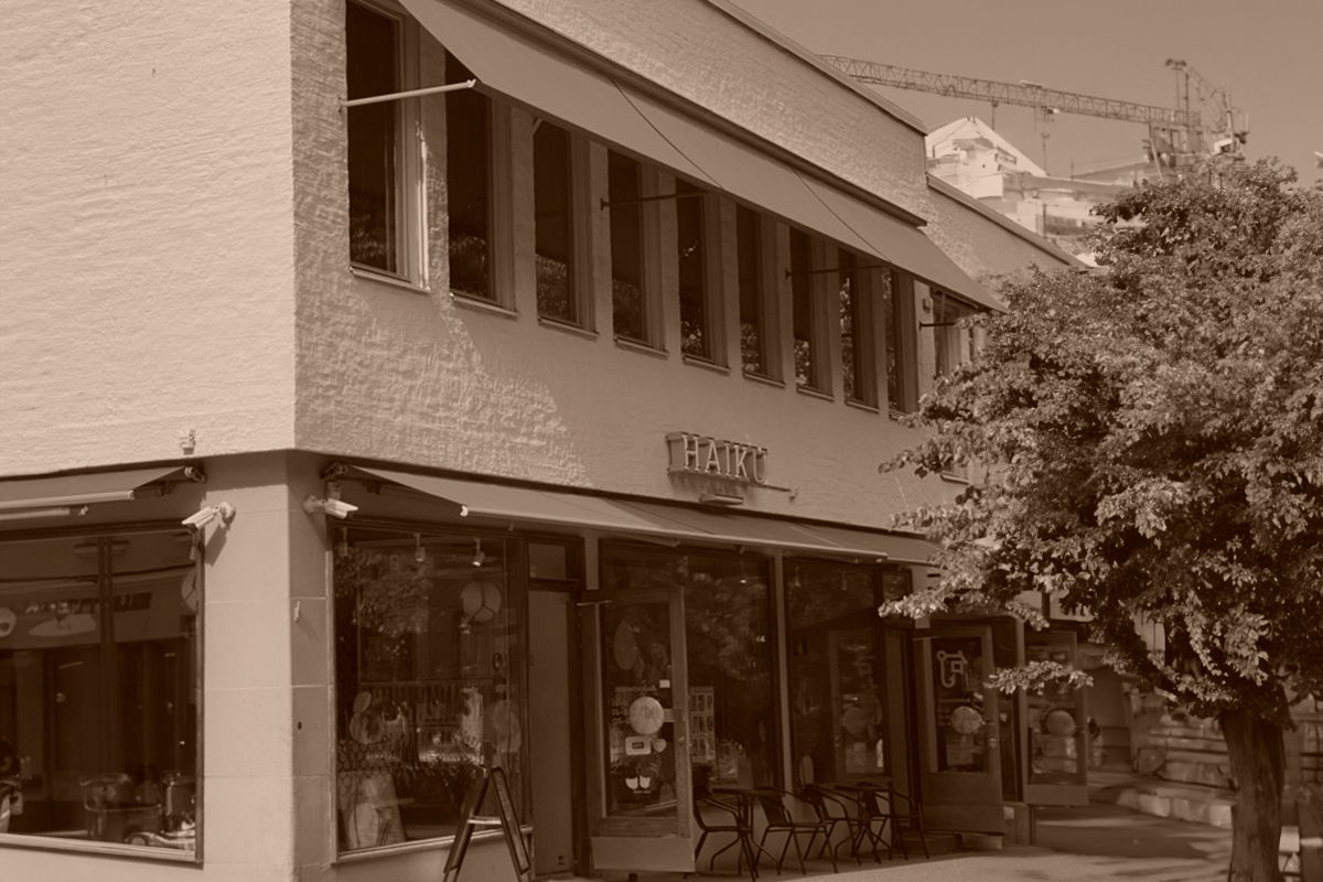 Osion markiisit Lasipalatsissa