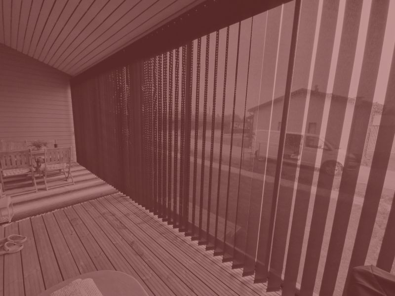 Osio pystylamelliverho