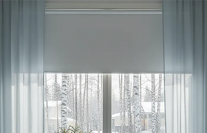 Pimentävät rullaverhot